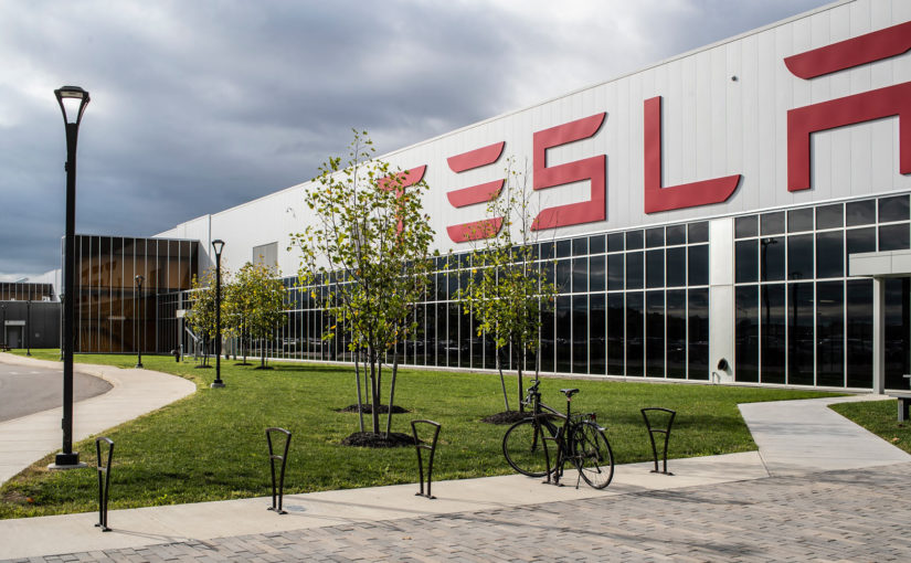 Tesla Picks Texas For $1 Billion Cybertruck Gigafactory